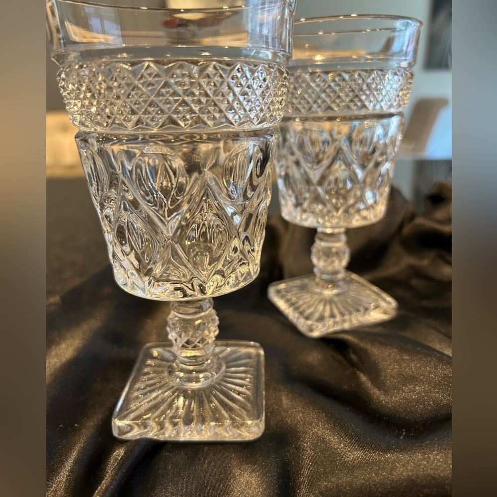 Crystal glasses, 3 beautiful crystal heavy glasses